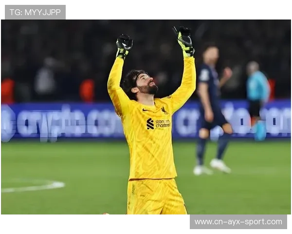 两大顶星或同步加盟利物浦？新前场组合太恐怖