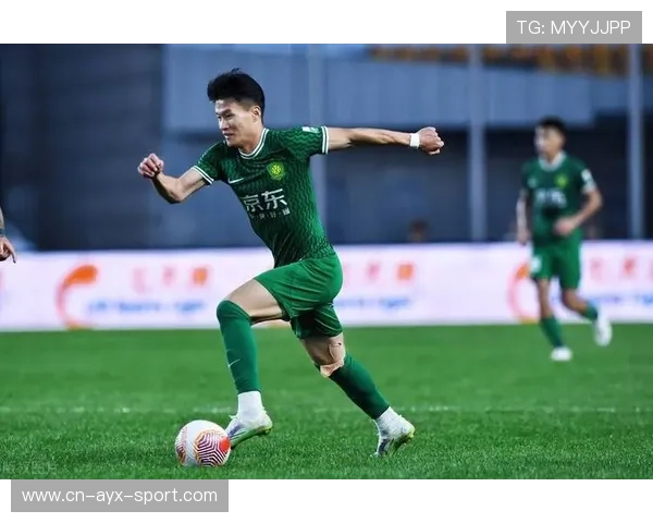 大连英博林良铭中场高速直塞撕破防线：软文解码与训练秘籍