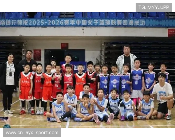 2026年篮球联赛青训营学员家长座谈会成功举办，青少年篮球训练营致辞